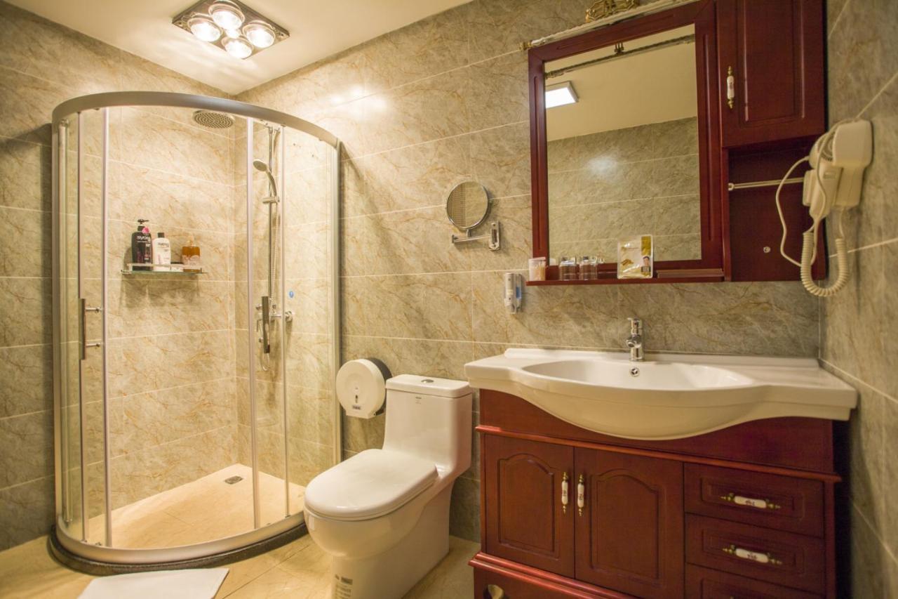 Oak Inn Лицзян Экстерьер фото