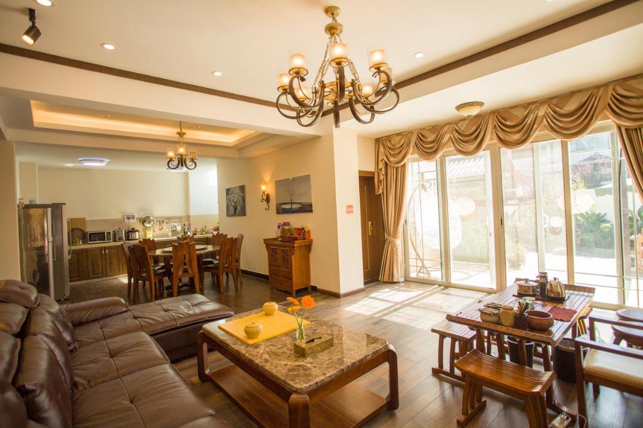 Oak Inn Лицзян Экстерьер фото