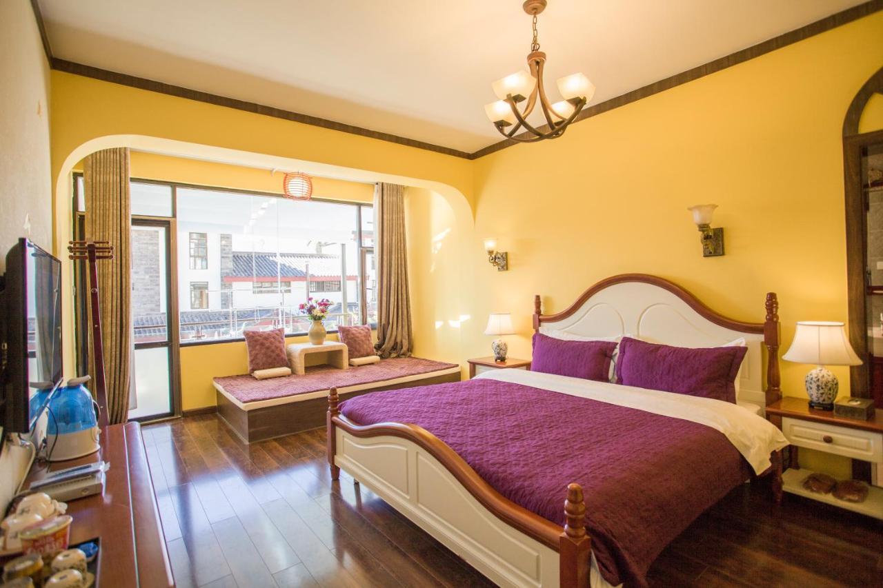 Oak Inn Лицзян Экстерьер фото